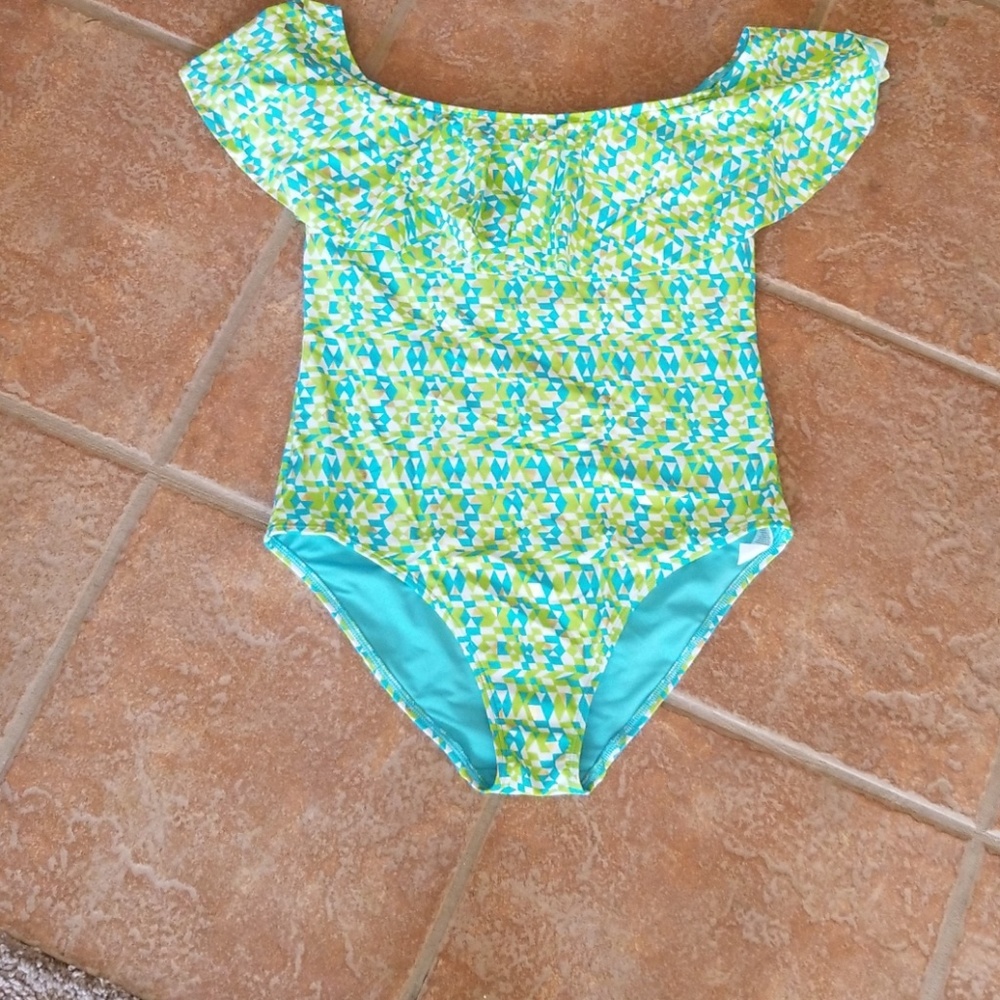 AERIE one pc swim